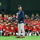 Illustration for article titled At Last, The Glory Of Youkilis Is Introduced To Japan